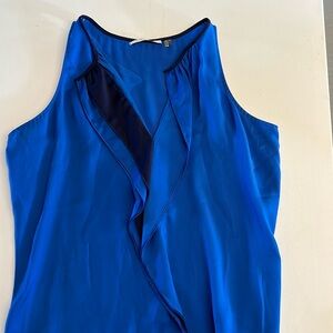 Beautiful Blue Tahari sleeveless blouse. SP